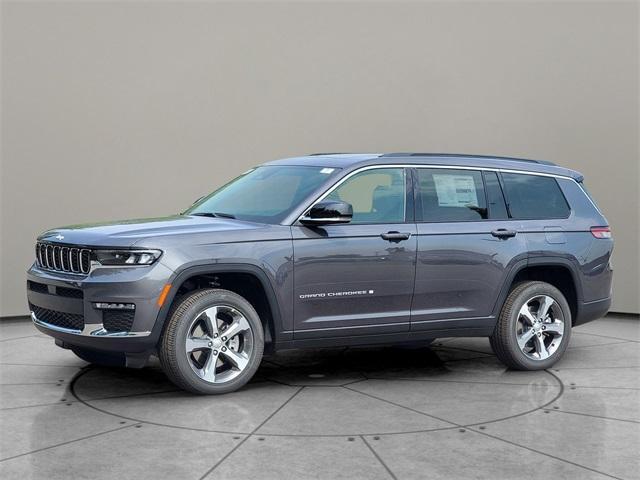 new 2025 Jeep Grand Cherokee L car, priced at $49,697