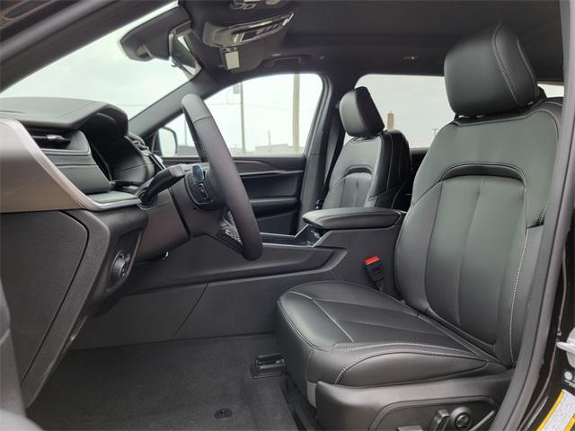 new 2025 Jeep Grand Cherokee L car, priced at $53,585