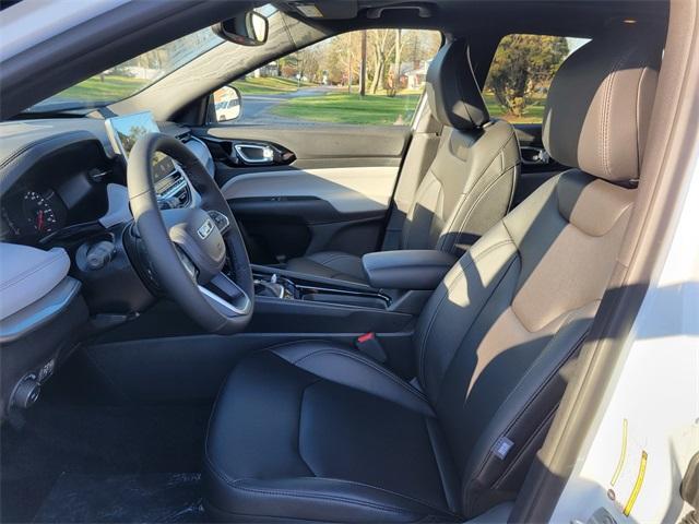 new 2025 Jeep Compass car, priced at $34,615