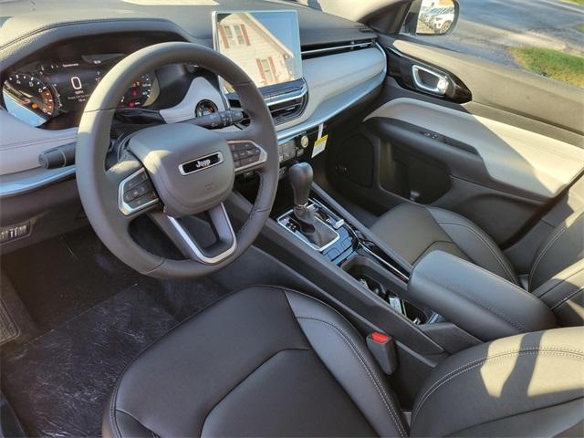 new 2025 Jeep Compass car, priced at $31,340