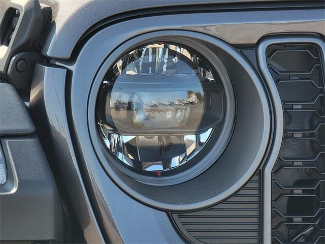 new 2025 Jeep Wrangler car, priced at $54,505