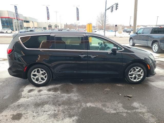 used 2018 Chrysler Pacifica car, priced at $18,962