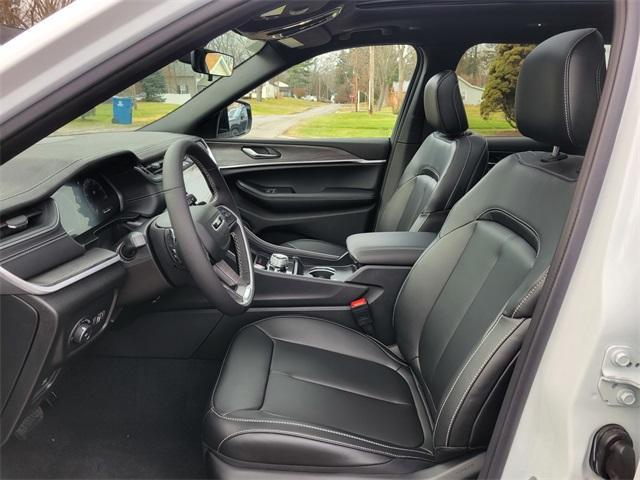 new 2025 Jeep Grand Cherokee L car, priced at $49,040