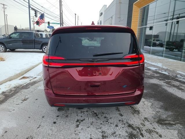 used 2022 Chrysler Pacifica Hybrid car, priced at $33,988