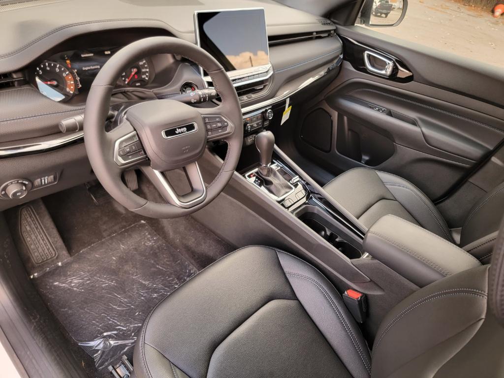 new 2026 Jeep Compass car, priced at $35,025