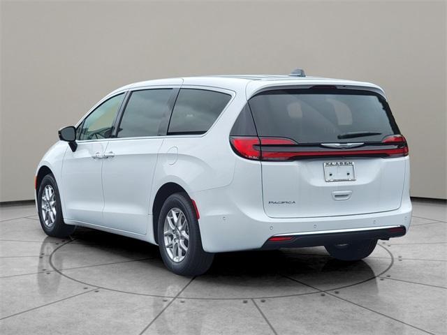 new 2024 Chrysler Pacifica car, priced at $36,695