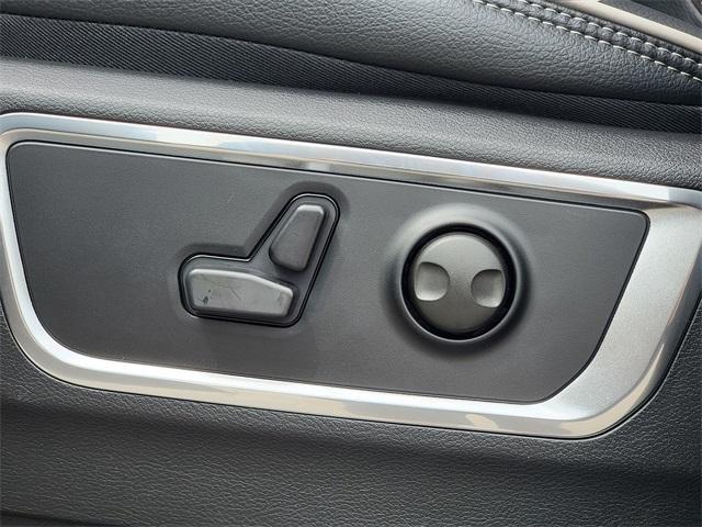 new 2025 Ram 1500 car, priced at $69,161