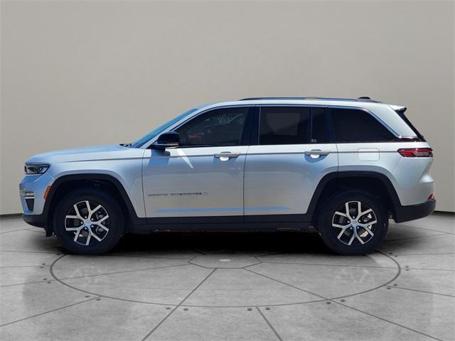 used 2023 Jeep Grand Cherokee car, priced at $35,088