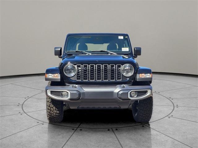 new 2025 Jeep Gladiator car, priced at $46,670
