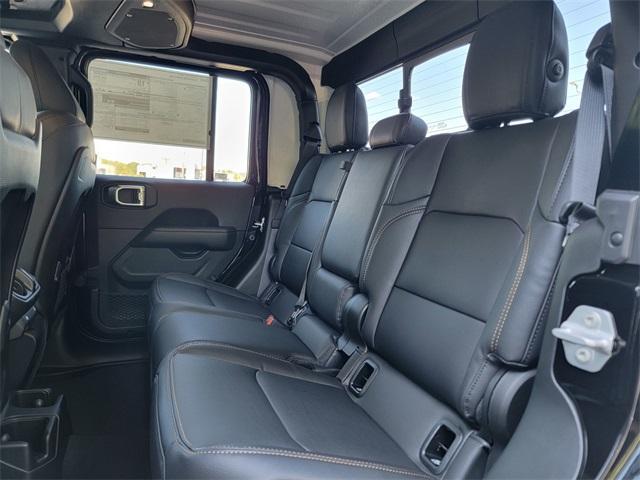 new 2025 Jeep Gladiator car, priced at $46,670