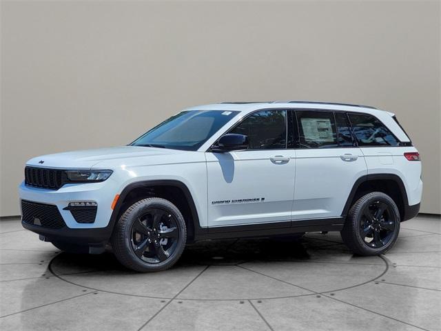 new 2025 Jeep Grand Cherokee car, priced at $47,326