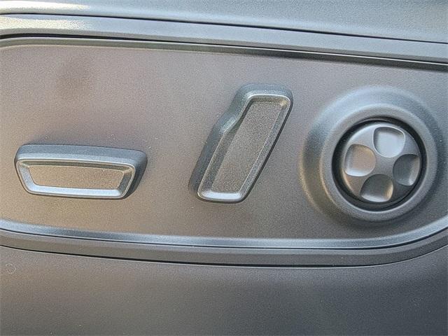 new 2025 Jeep Grand Cherokee car, priced at $47,326
