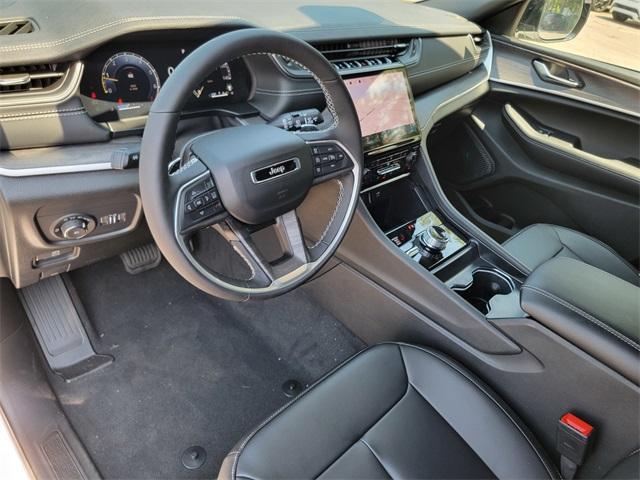 new 2025 Jeep Grand Cherokee car, priced at $47,326