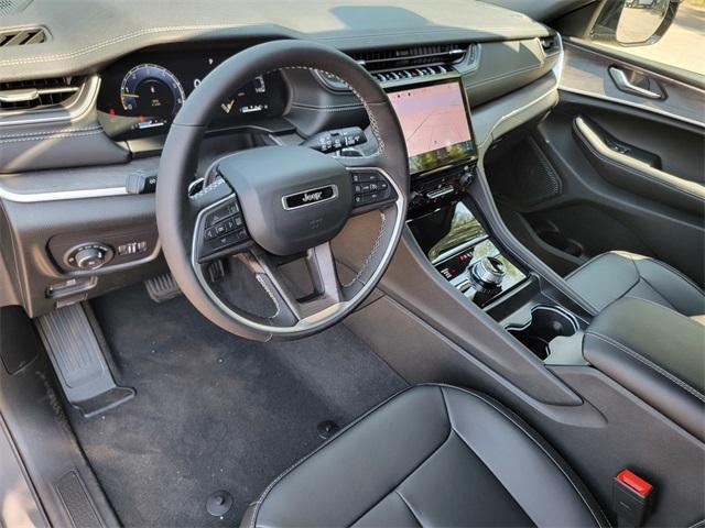 new 2025 Jeep Grand Cherokee car, priced at $47,835