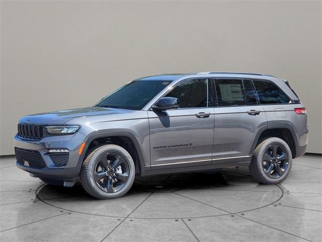 new 2025 Jeep Grand Cherokee car, priced at $47,835