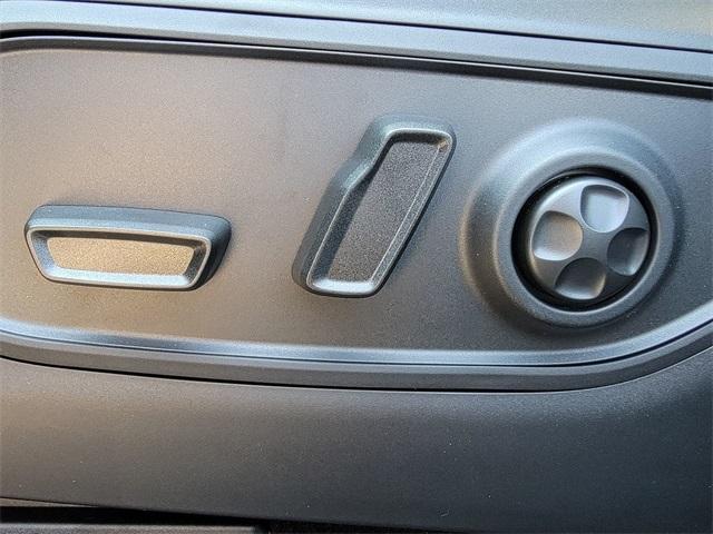 new 2025 Jeep Grand Cherokee car, priced at $47,835