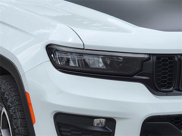 used 2022 Jeep Grand Cherokee 4xe car, priced at $36,216