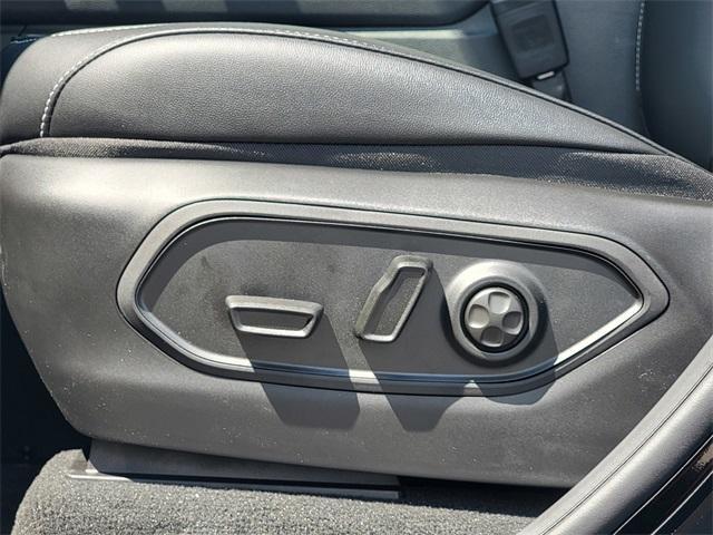 new 2025 Jeep Grand Cherokee car, priced at $47,835
