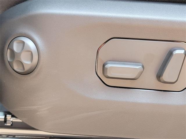 new 2025 Jeep Wrangler car, priced at $53,862
