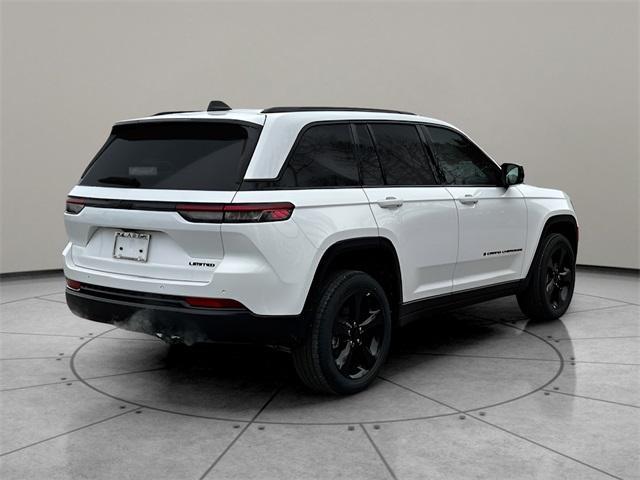 new 2025 Jeep Grand Cherokee car, priced at $48,640
