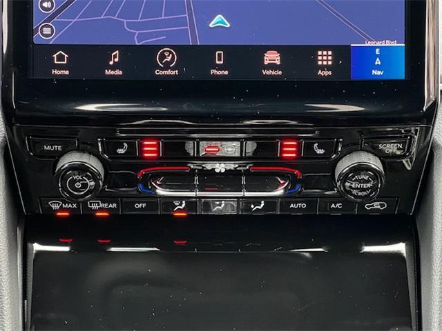 new 2025 Jeep Grand Cherokee car, priced at $48,640