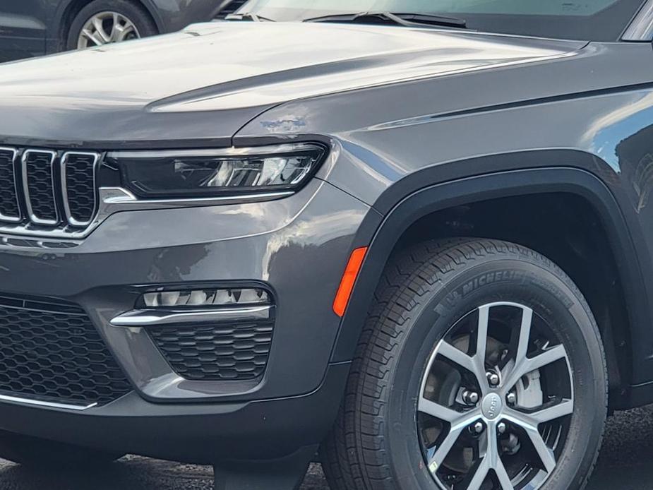 new 2024 Jeep Grand Cherokee car, priced at $45,310