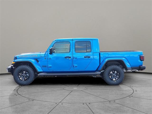 new 2025 Jeep Gladiator car, priced at $46,670