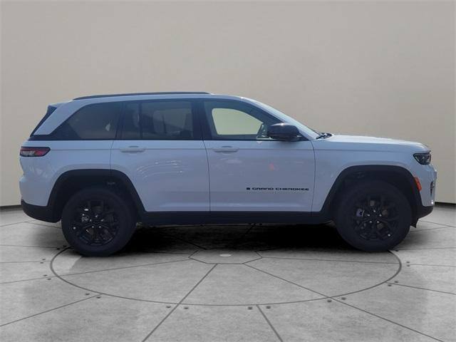 new 2024 Jeep Grand Cherokee car, priced at $42,080