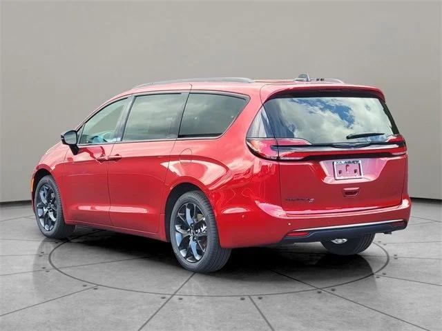 new 2024 Chrysler Pacifica car, priced at $41,435