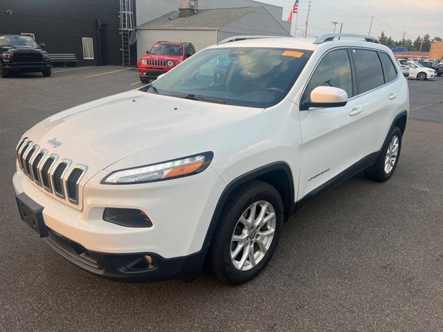 used 2016 Jeep Cherokee car, priced at $13,788