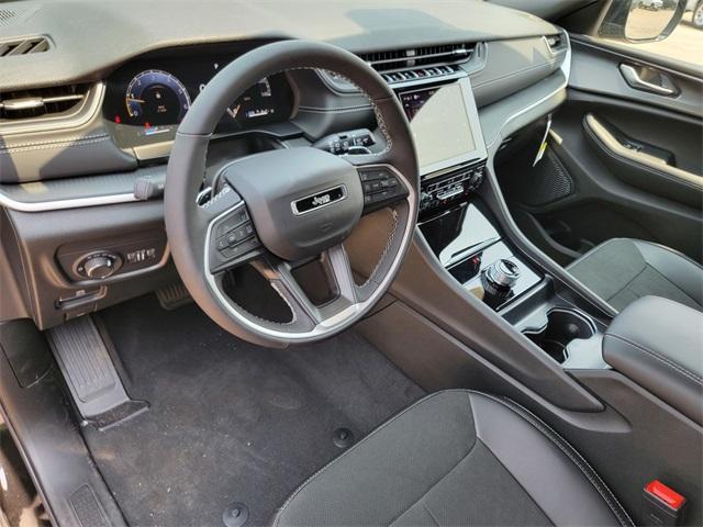 new 2025 Jeep Grand Cherokee L car, priced at $45,272