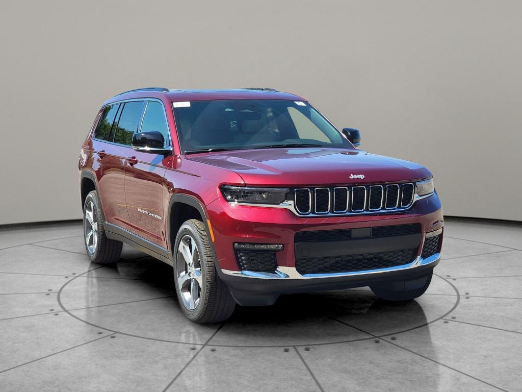 new 2025 Jeep Grand Cherokee L car, priced at $49,697