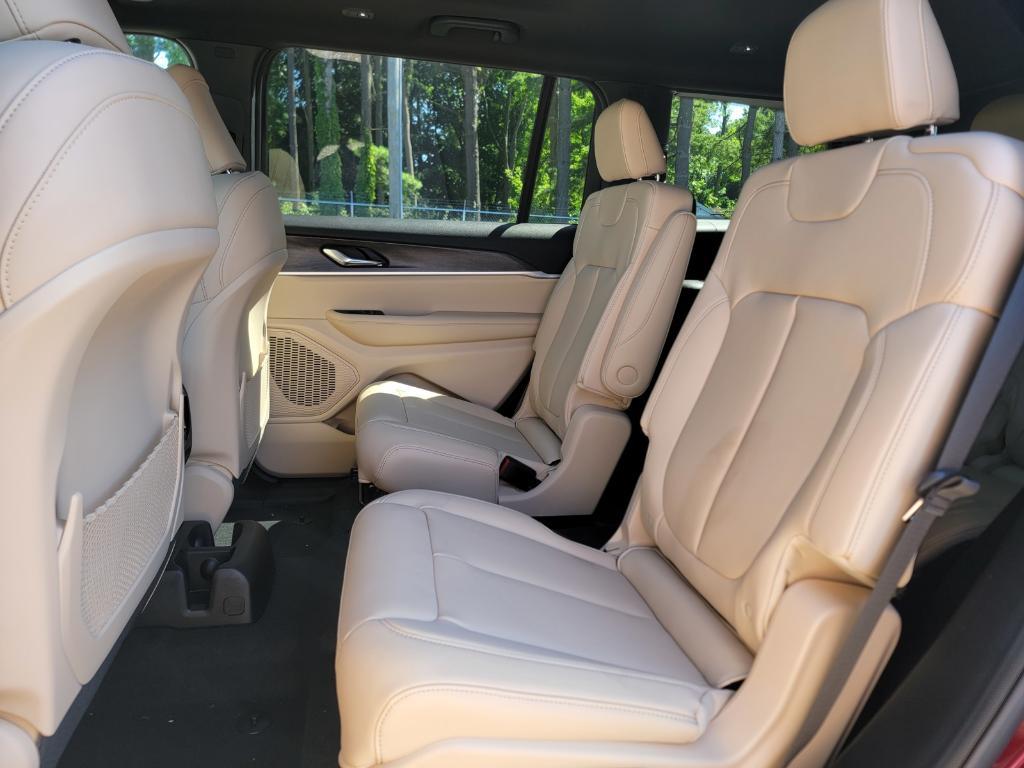 new 2025 Jeep Grand Cherokee L car, priced at $49,697