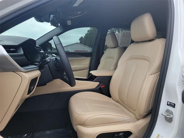 used 2023 Jeep Grand Cherokee car, priced at $34,888