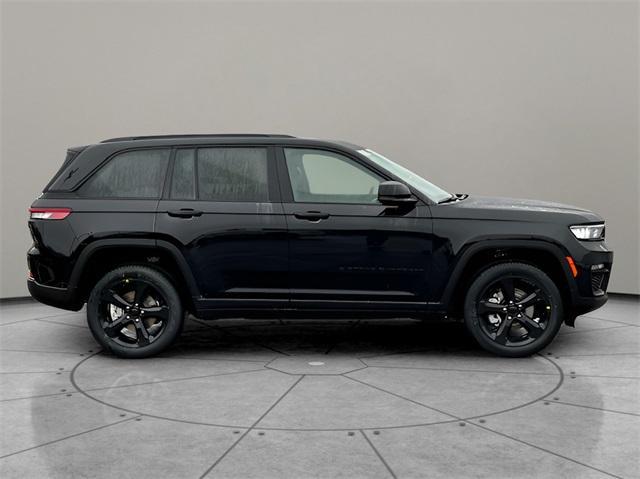 new 2025 Jeep Grand Cherokee car, priced at $46,035