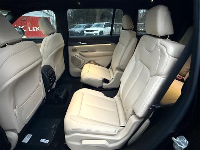 new 2025 Jeep Grand Cherokee L car, priced at $49,781