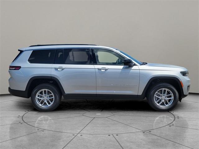 new 2024 Jeep Grand Cherokee L car, priced at $40,220