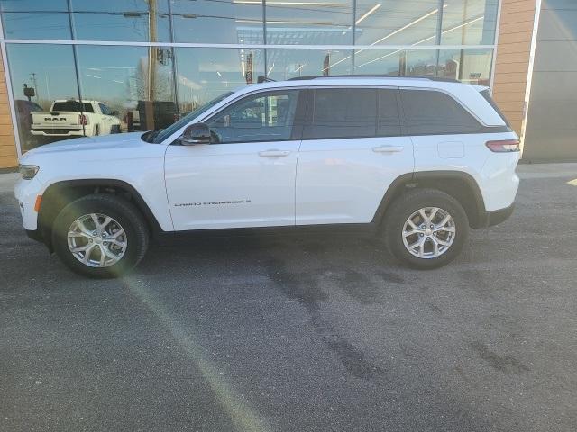 used 2023 Jeep Grand Cherokee car, priced at $26,998