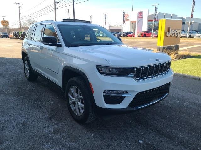 used 2023 Jeep Grand Cherokee car, priced at $26,998