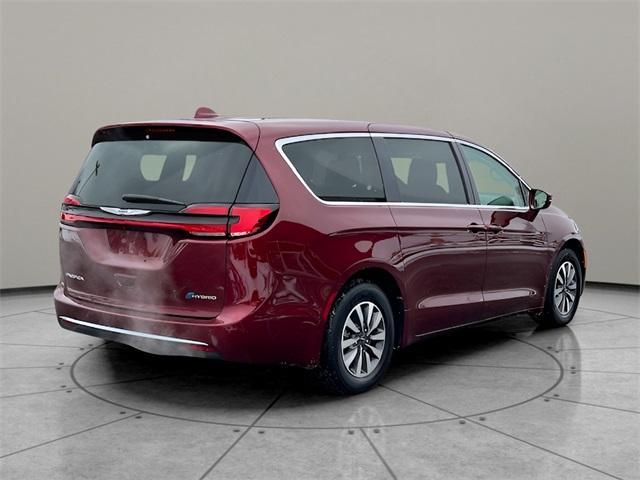 used 2022 Chrysler Pacifica Hybrid car, priced at $32,355