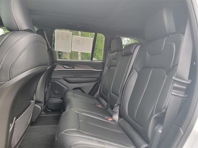 used 2025 Jeep Grand Cherokee car, priced at $44,528