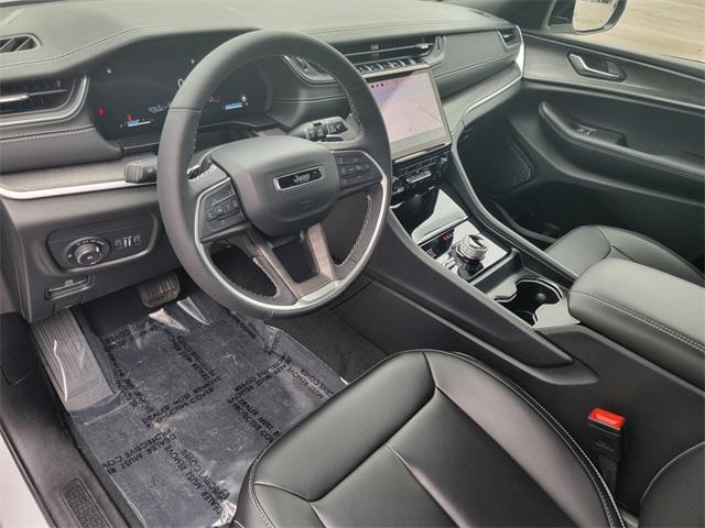 used 2025 Jeep Grand Cherokee car, priced at $44,528