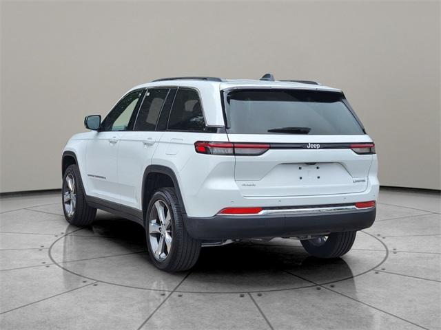 used 2025 Jeep Grand Cherokee car, priced at $44,528