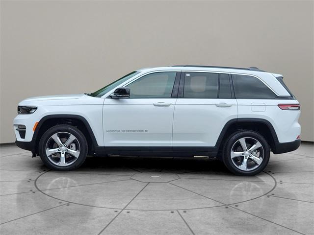 used 2025 Jeep Grand Cherokee car, priced at $44,528