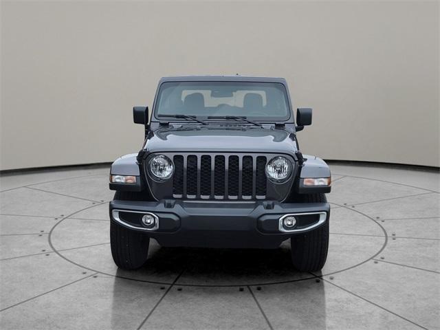 used 2021 Jeep Gladiator car, priced at $30,988