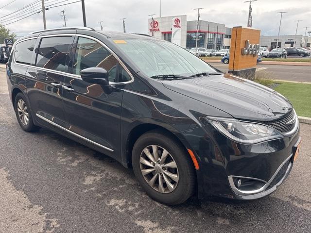 used 2018 Chrysler Pacifica car, priced at $24,988