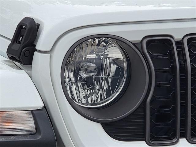 used 2024 Jeep Gladiator car, priced at $39,888