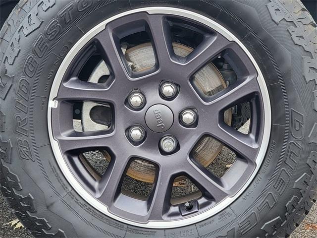 used 2023 Jeep Gladiator car, priced at $34,888
