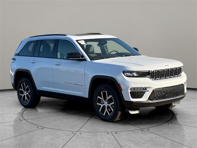 new 2025 Jeep Grand Cherokee car, priced at $44,996