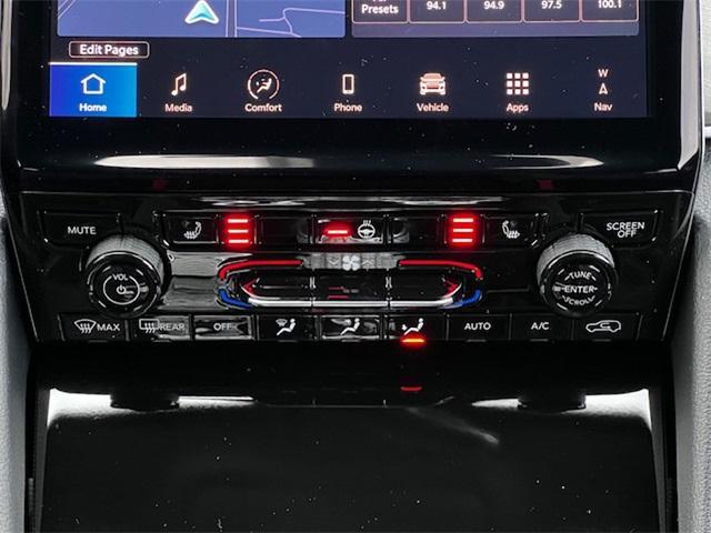 new 2025 Jeep Grand Cherokee car, priced at $44,996